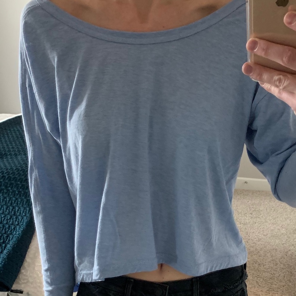 BCBGeneration Long Sleeve Tee Cropped